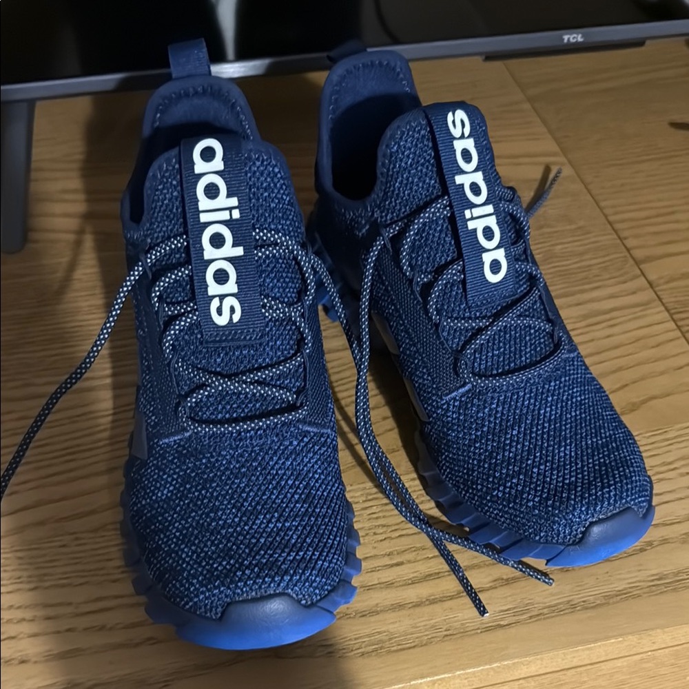 Adidas Blue Knit Sneakers with Modern Silhouette Kids Size 6 NWOT (never worn)